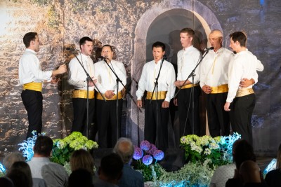 4 klapa Batuda.jpg